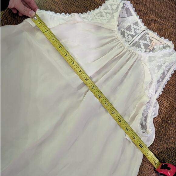Rebecca Taylor Cream Embroidered Blouse 100% Silk Sleeveless Lace Top, size 2 - Picture 5 of 7